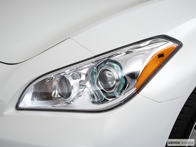 2011 Infiniti M37x Base