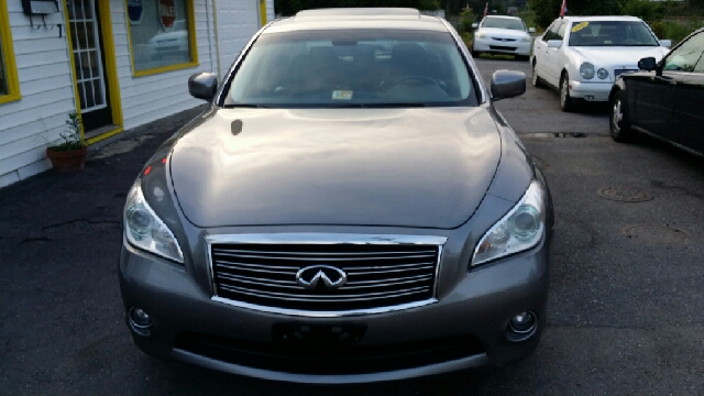 2011 Infiniti M37x Unknown