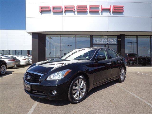 2012 Infiniti M37x SW2