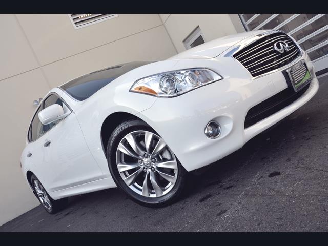 2013 Infiniti M37x SW2