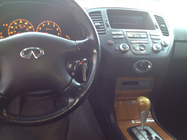 2003 Infiniti M45 4x4 KING Ranch