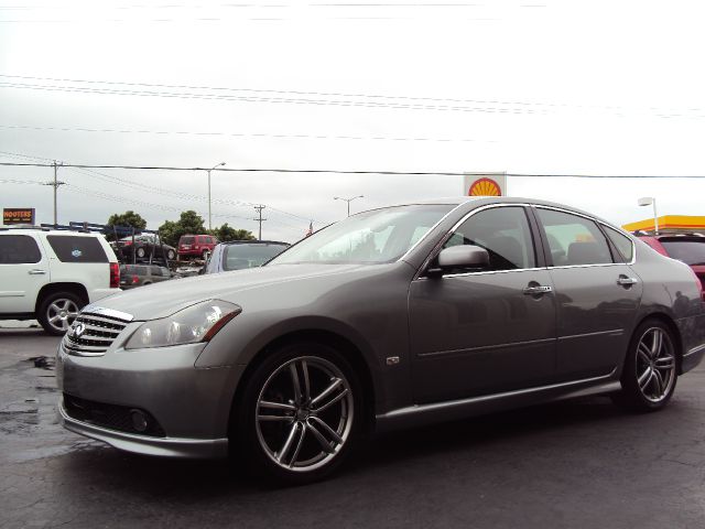 2006 Infiniti M45 XLT Supercab Shortbed
