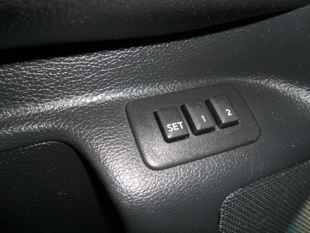 2006 Infiniti M45 1999 Toyota CE