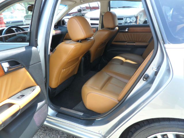 2006 Infiniti M45 1999 Toyota CE