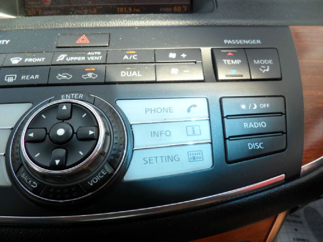 2006 Infiniti M45 1999 Toyota CE