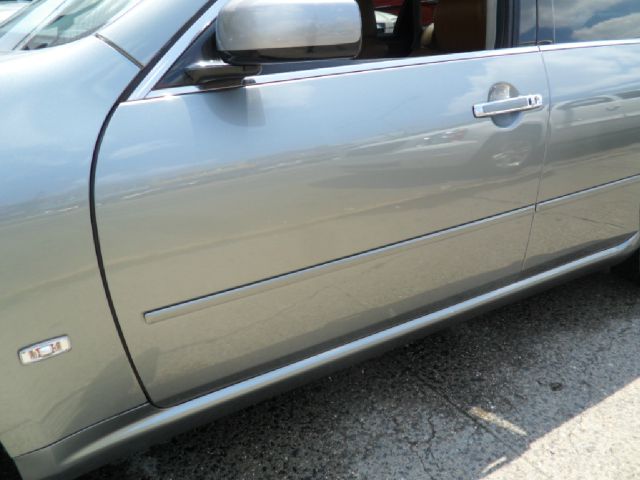 2006 Infiniti M45 1999 Toyota CE