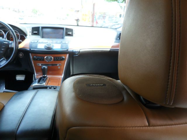 2006 Infiniti M45 1999 Toyota CE