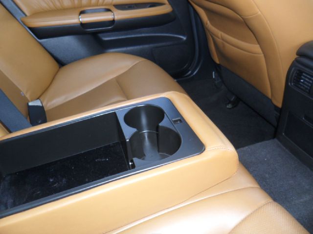 2006 Infiniti M45 1999 Toyota CE