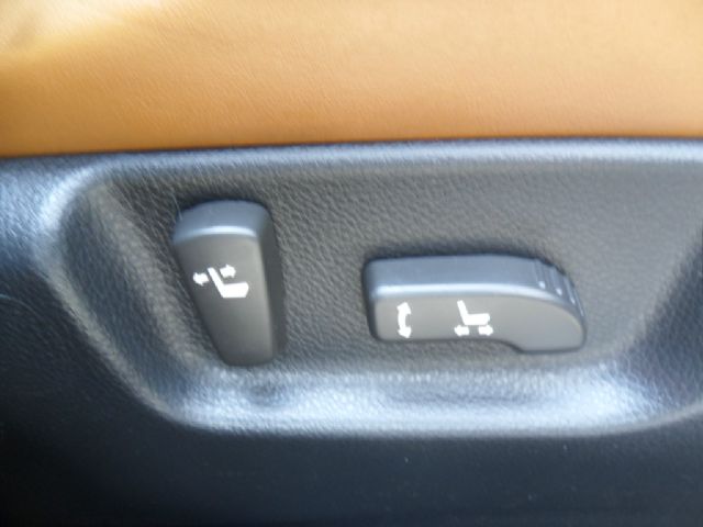 2006 Infiniti M45 1999 Toyota CE