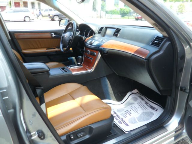 2006 Infiniti M45 1999 Toyota CE