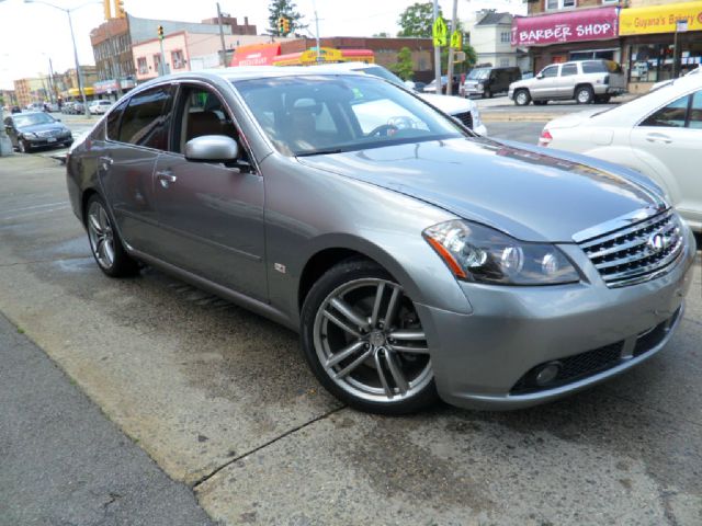 2006 Infiniti M45 1999 Toyota CE
