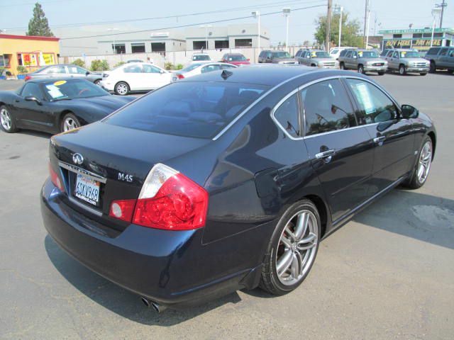 2006 Infiniti M45 Xltshow Truck