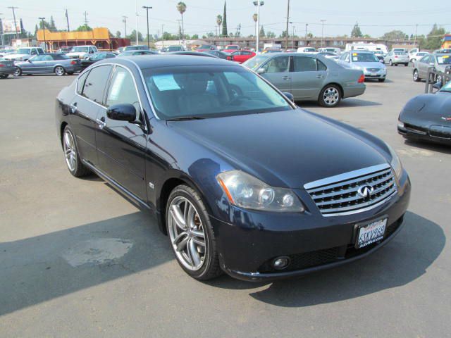 2006 Infiniti M45 Xltshow Truck
