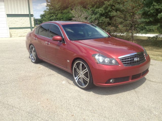 2006 Infiniti M45 XLT Supercab Shortbed
