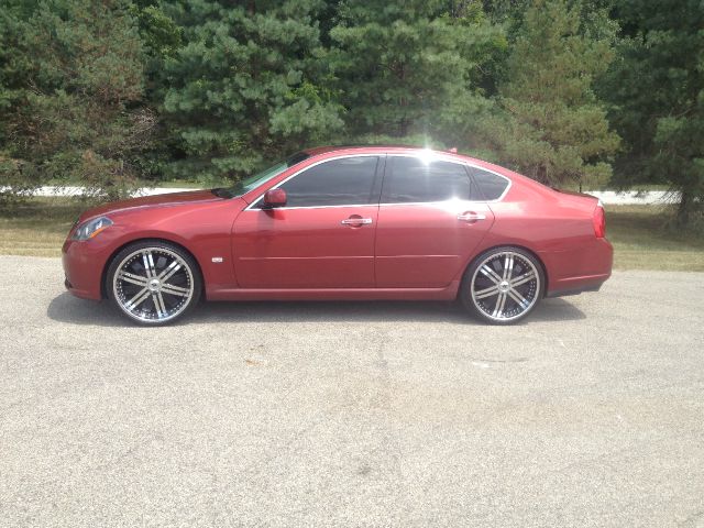 2006 Infiniti M45 XLT Supercab Shortbed