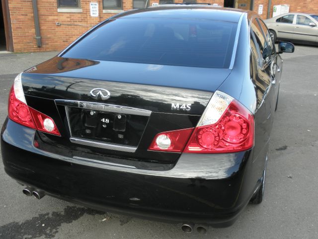 2006 Infiniti M45 Xltshow Truck