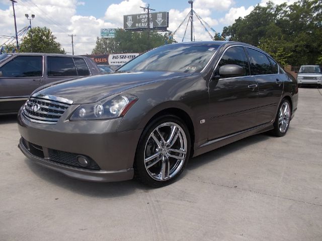 2006 Infiniti M45 Xltshow Truck