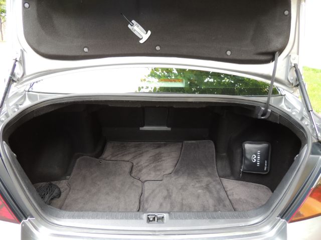 2007 Infiniti M45 XLT Supercab Shortbed