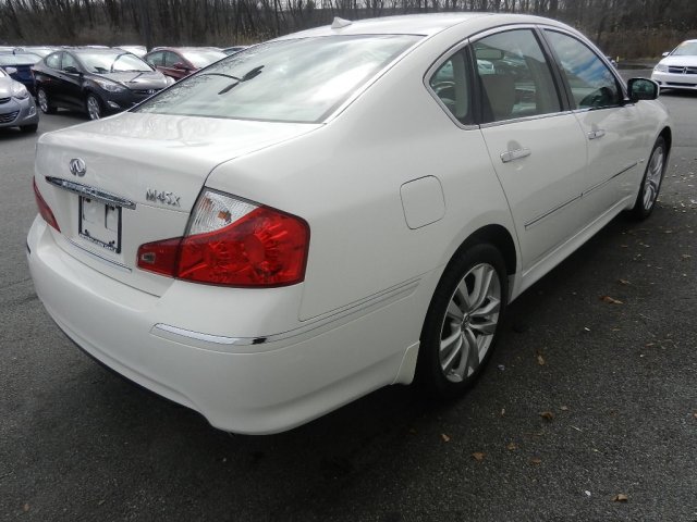 2009 Infiniti M45 Base