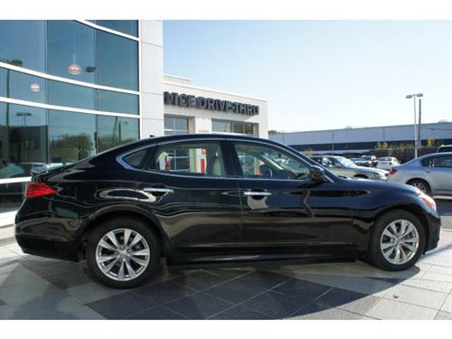 2011 Infiniti M56x 4WD 4dr 4x4 SUV