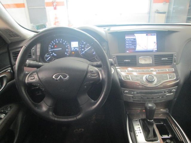2011 Infiniti M56x XLT Supercrew Cab