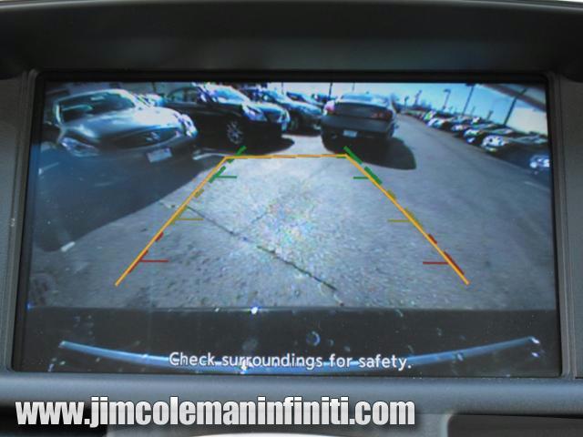 2011 Infiniti M56x Base