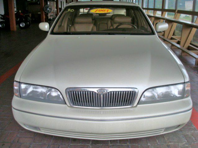 1994 Infiniti Q45 Ii5dr HB