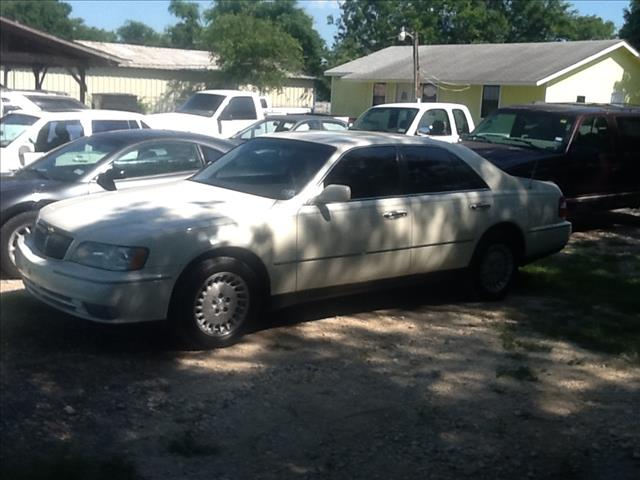 1997 Infiniti Q45 All-wheel Drive SLT1