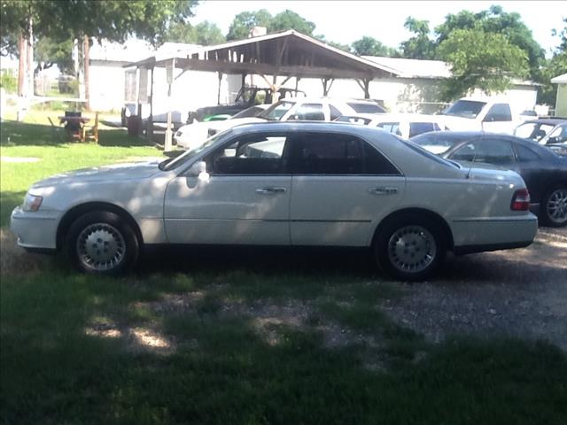 1997 Infiniti Q45 All-wheel Drive SLT1