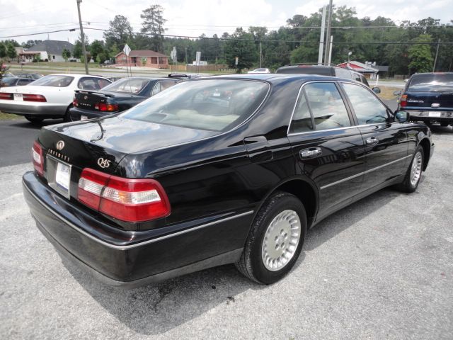 1998 Infiniti Q45 Base