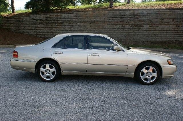 2000 Infiniti Q45 Unknown