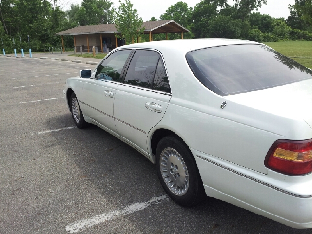 2001 Infiniti Q45 Unknown