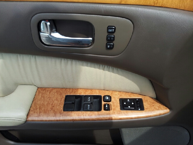 2001 Infiniti Q45 Unknown