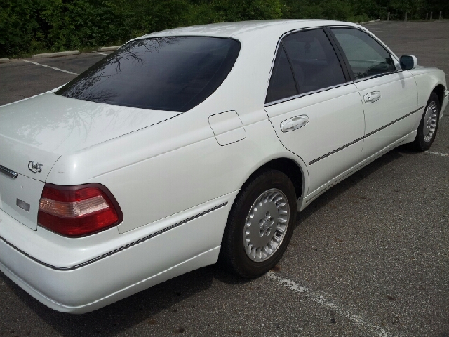 2001 Infiniti Q45 Unknown
