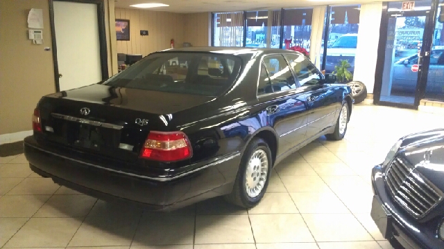 2001 Infiniti Q45 Coupe