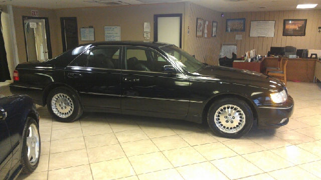 2001 Infiniti Q45 Coupe