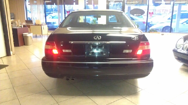2001 Infiniti Q45 Coupe