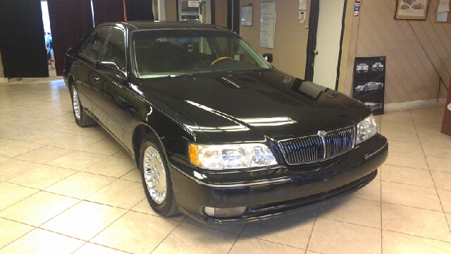 2001 Infiniti Q45 Coupe