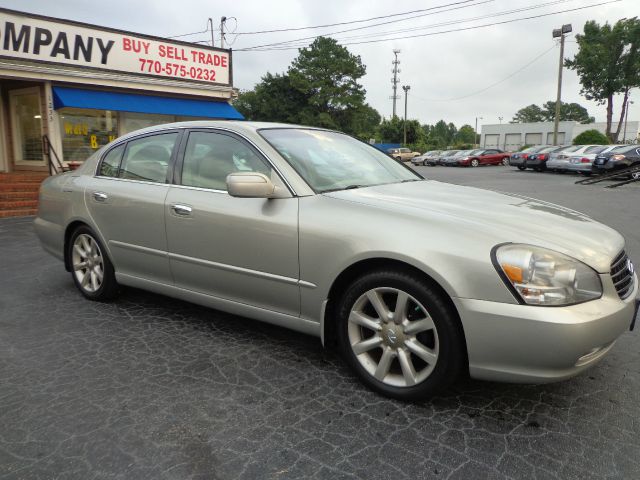2002 Infiniti Q45 Base