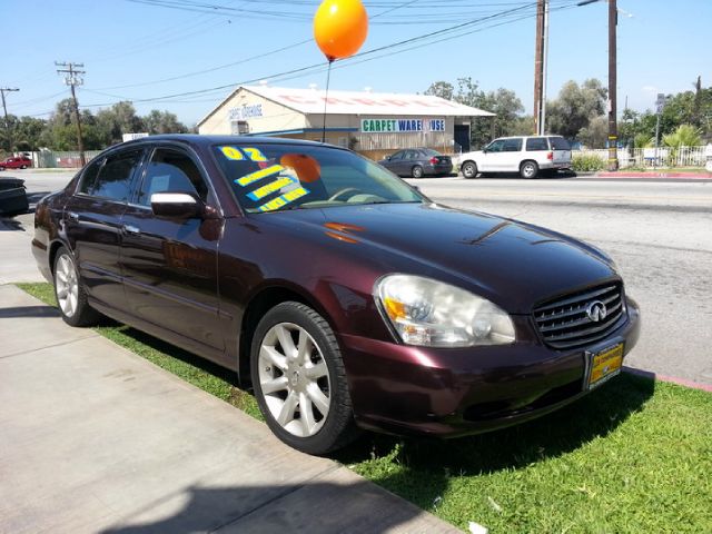 2002 Infiniti Q45 Base