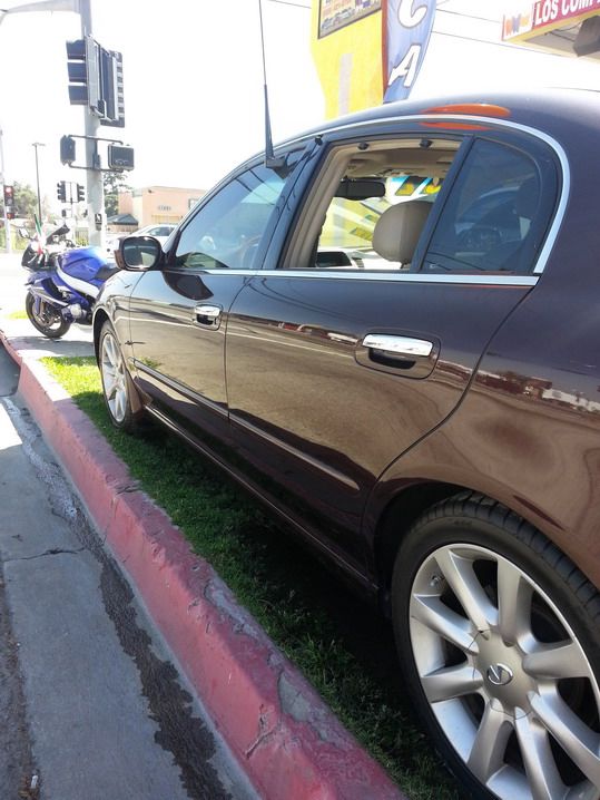 2002 Infiniti Q45 Base