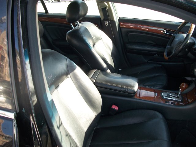 2003 Infiniti Q45 Unknown
