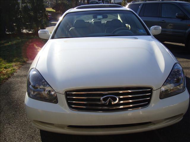 2003 Infiniti Q45 Premium