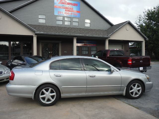 2003 Infiniti Q45 Premium
