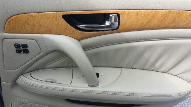 2004 Infiniti Q45 Limited RS