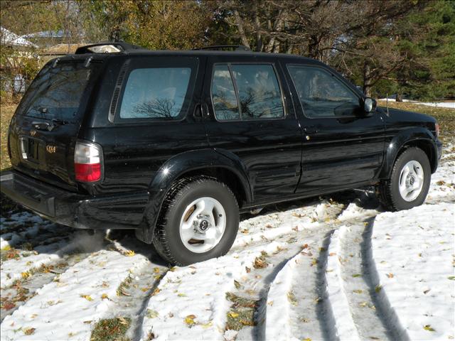 1997 Infiniti QX4 Unknown
