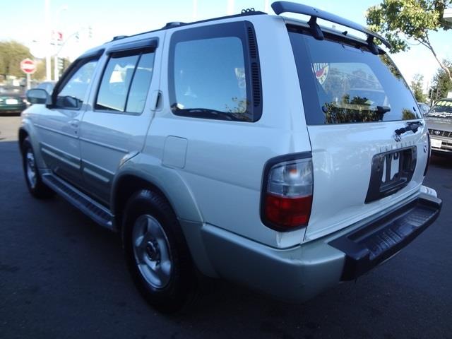 1997 Infiniti QX4 Unknown