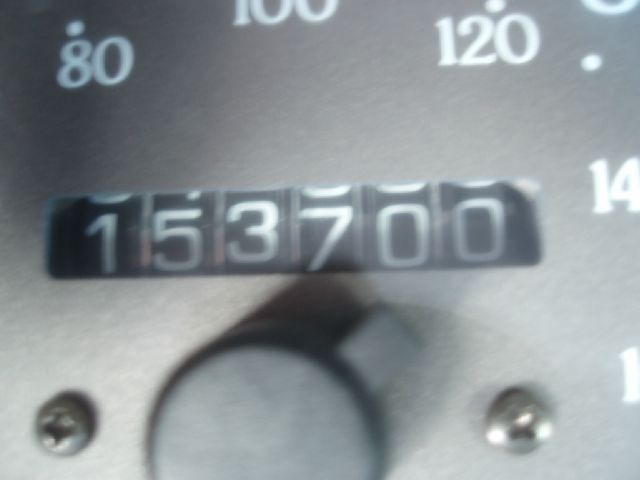 1997 Infiniti QX4 Base