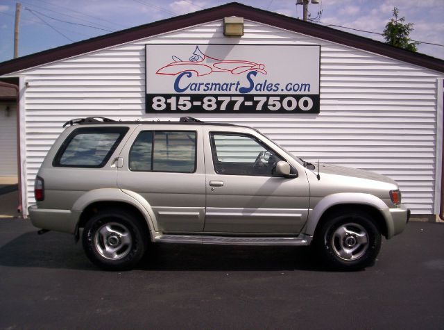 1998 Infiniti QX4 Base