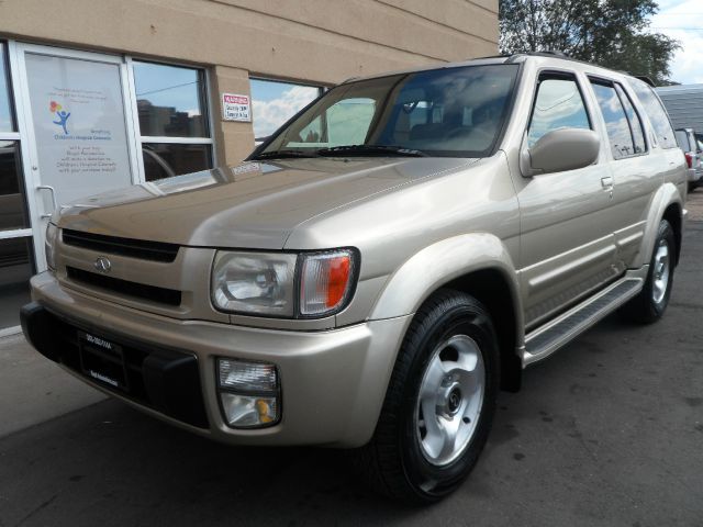 1999 Infiniti QX4 5dr XLE Limited AWD